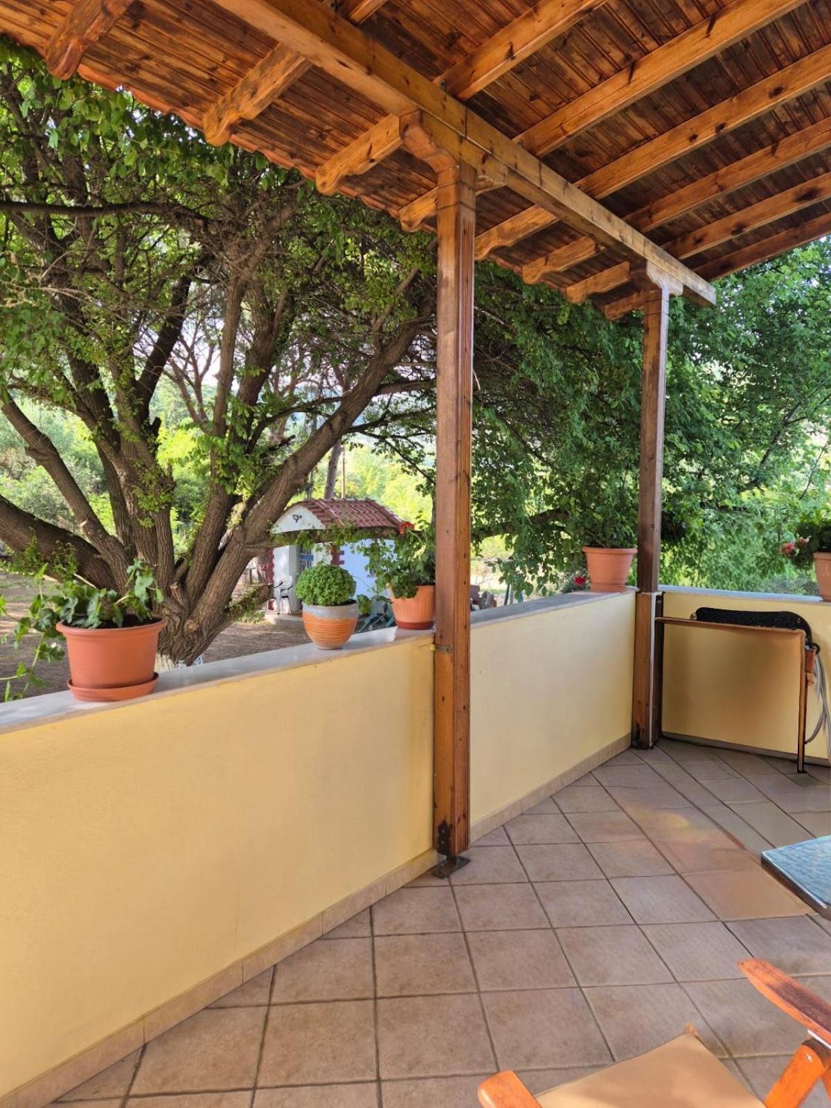 Martha'S Villa Nea Iraklitsa Ngoại thất bức ảnh