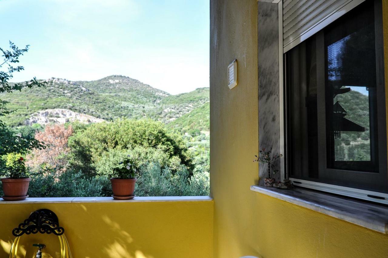 Martha'S Villa Nea Iraklitsa Ngoại thất bức ảnh