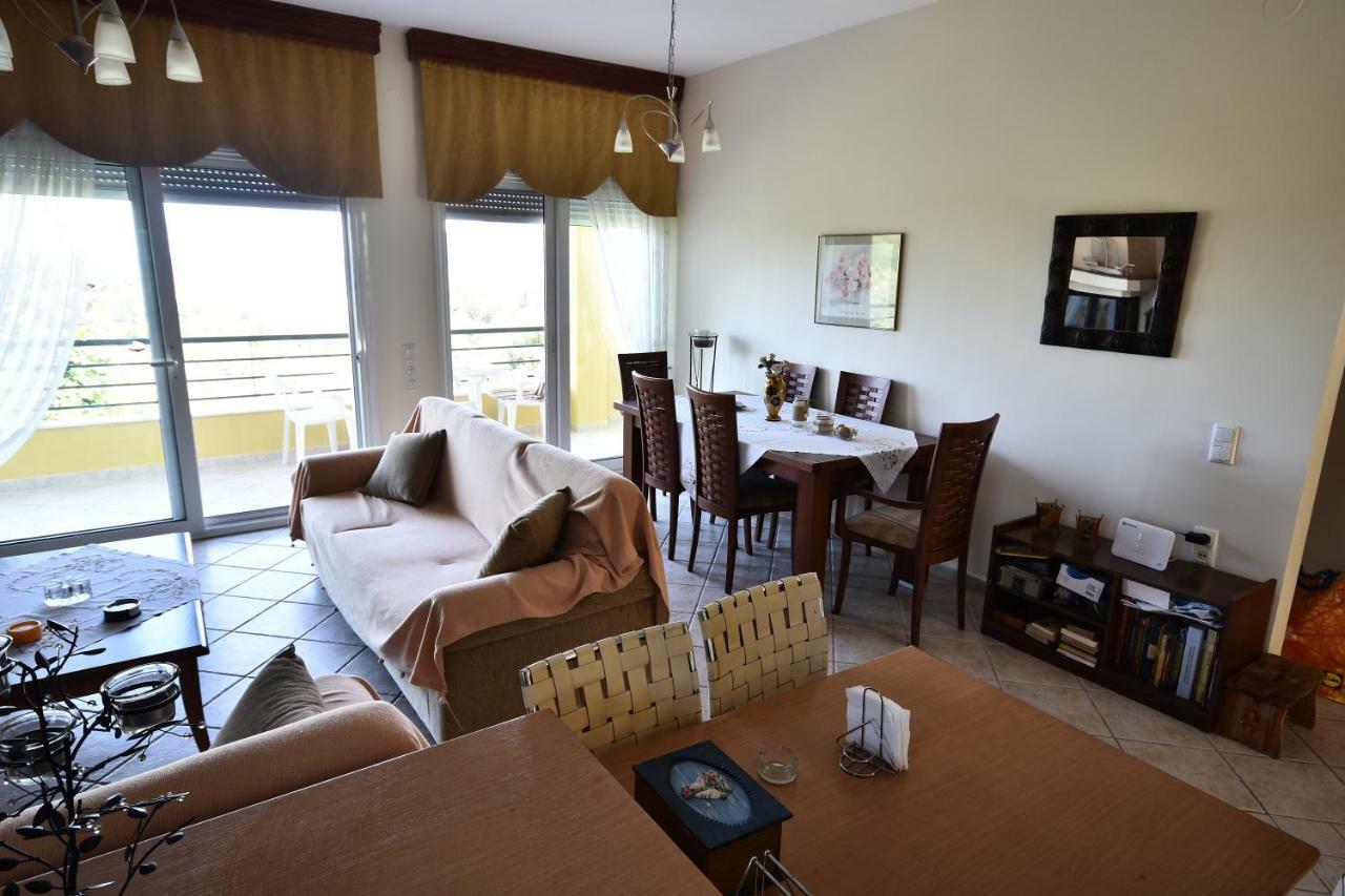 Martha'S Villa Nea Iraklitsa Ngoại thất bức ảnh